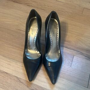BCBG black pointed toe heels